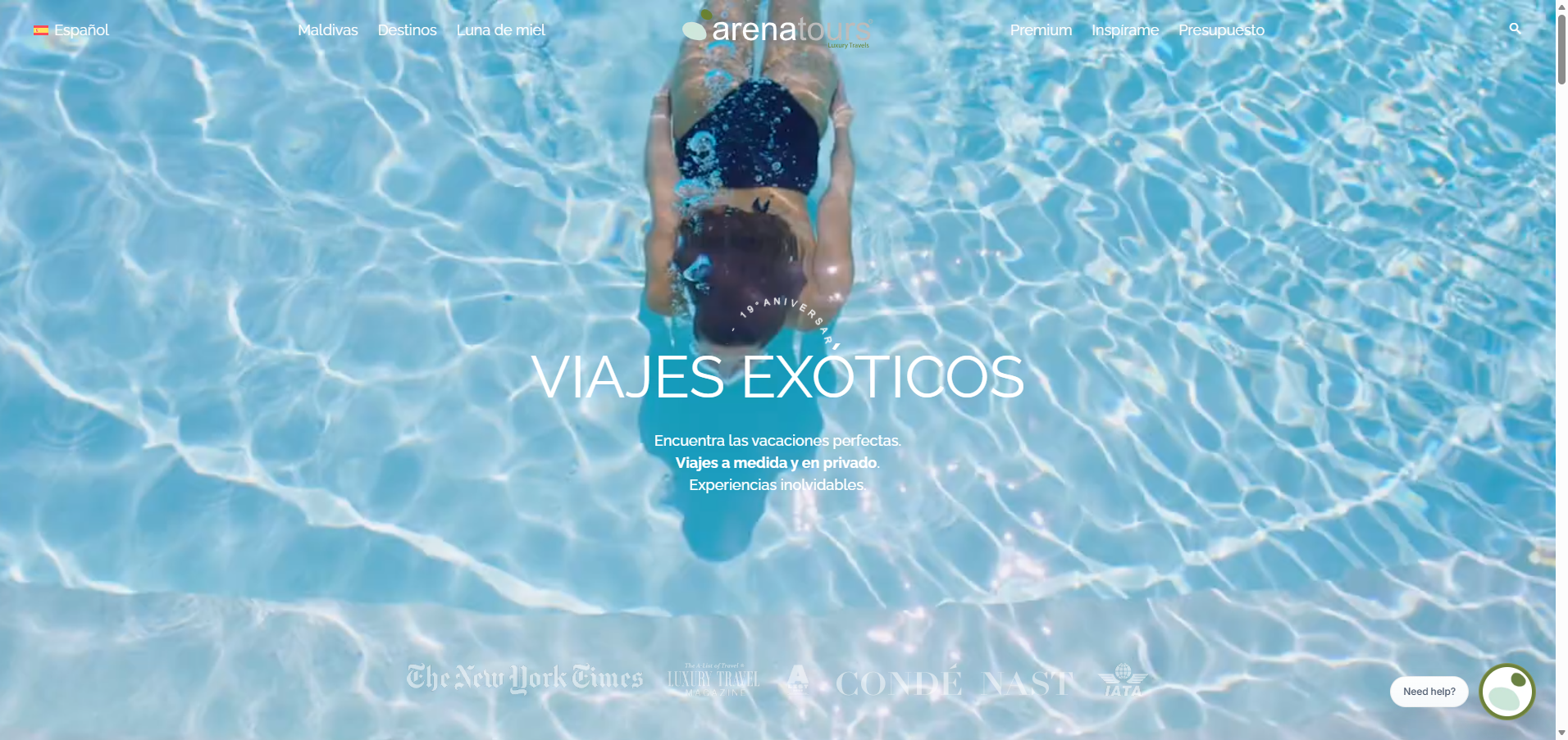 Home de qa.arenatours.pro con widget flotante activo